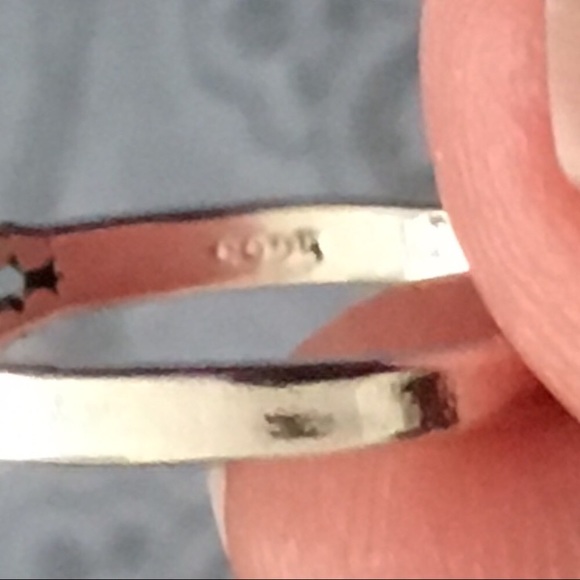 Single Rose Ring - Picture 6 of 7